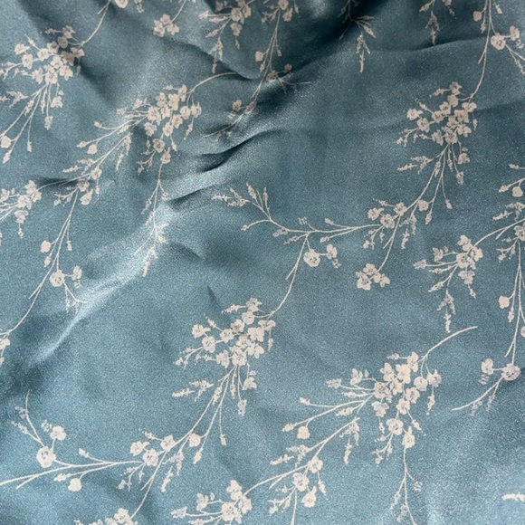 Blue Floral Midi - Picture 2 of 2